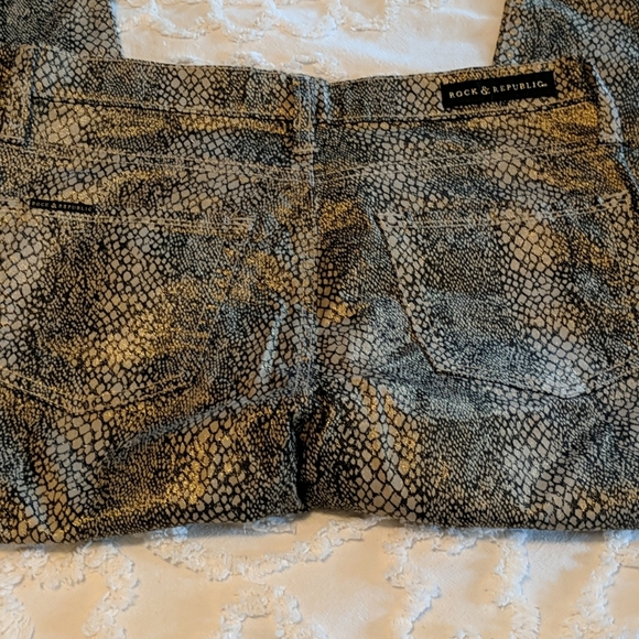 Rock and Republic snakeskin pants - Picture 2 of 4